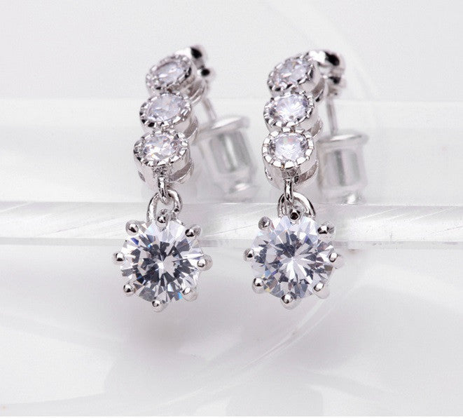 Lavish Drop Earrings - VivereRosse