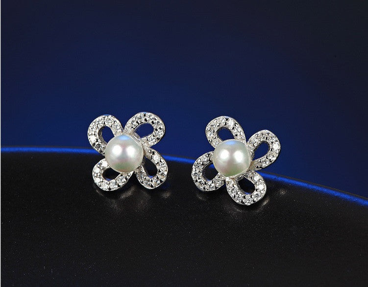 Flawless Pearl Stud Earrings