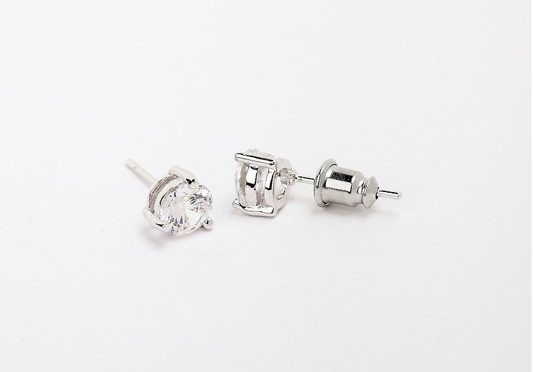 Classy Solitaire Stud Earrings