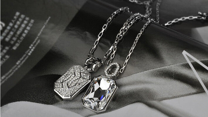 Moonriver Necklace