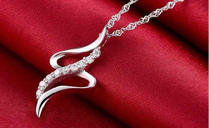 Eiffel Necklace - VivereRosse