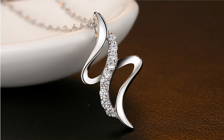Eiffel Necklace - VivereRosse