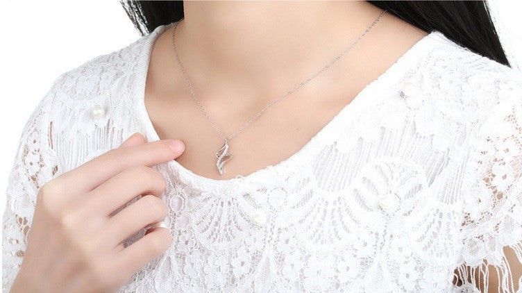 Eiffel Necklace - VivereRosse
