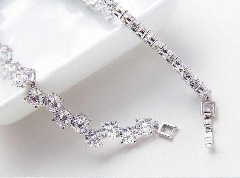 Glitzy Luxury Bridal Jewelry Set