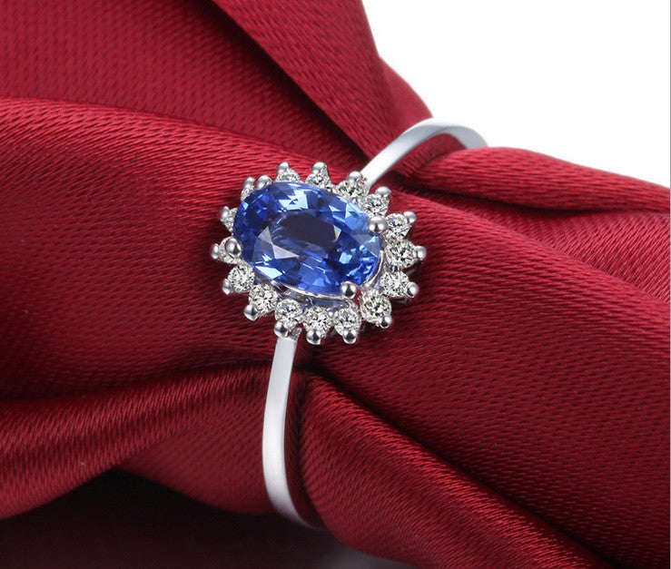 Her Majesty Ring
