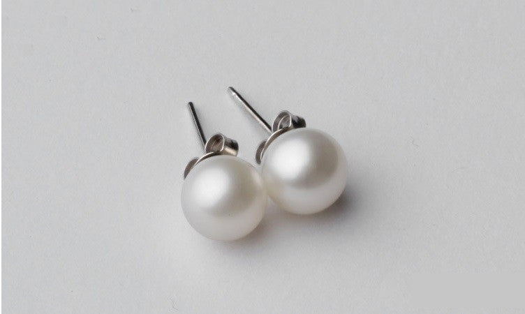 Sea Shell Pearl Stud Earrings