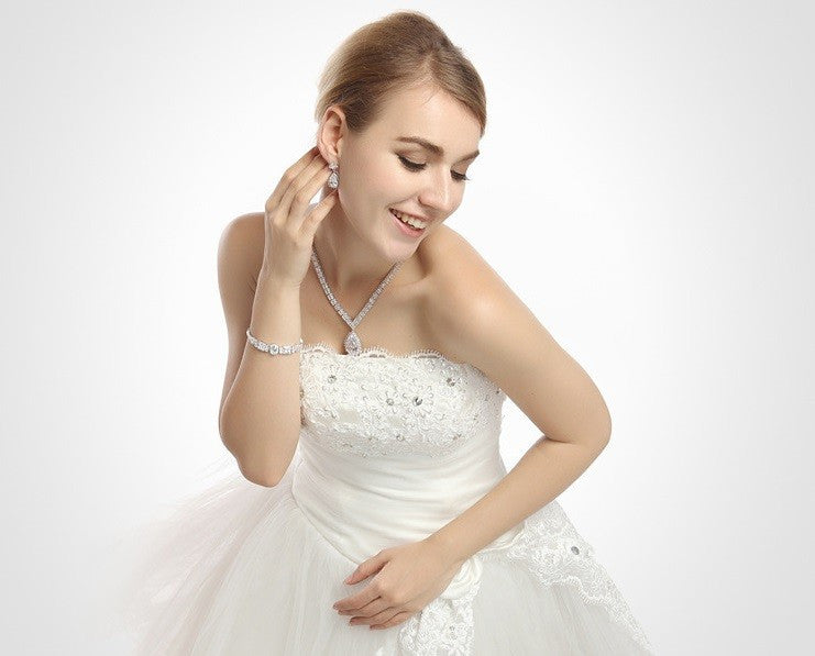 Bridal Jewelry Set Good Design For Sale - Prague Luxury - Vivere Rosse