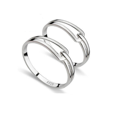 The Knot Couple Rings