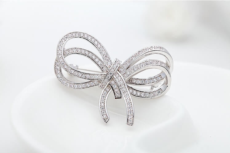 Endearing Love Knot Brooch