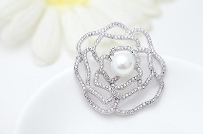 Pearl Amity Brooch