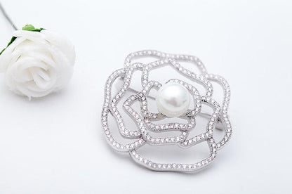 Pearl Amity Brooch