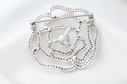 Pearl Amity Brooch