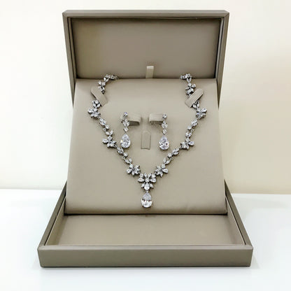 Lavish Bridal Jewelry Set