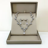 Brilliant Luxury Jewelry Set / Bridal Set