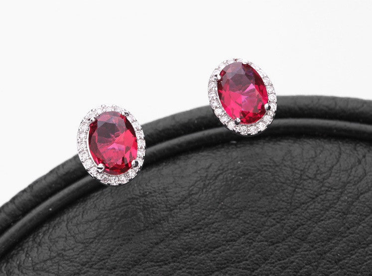 Oval Stud Earrings