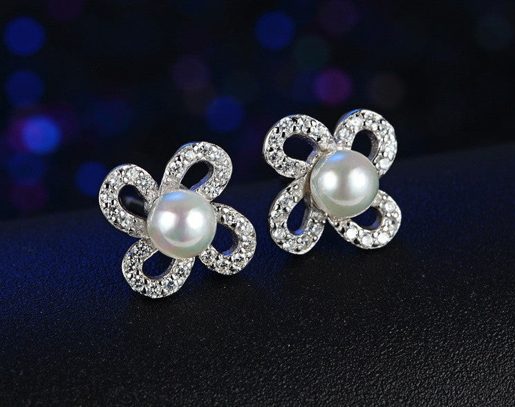 Flawless Pearl Stud Earrings