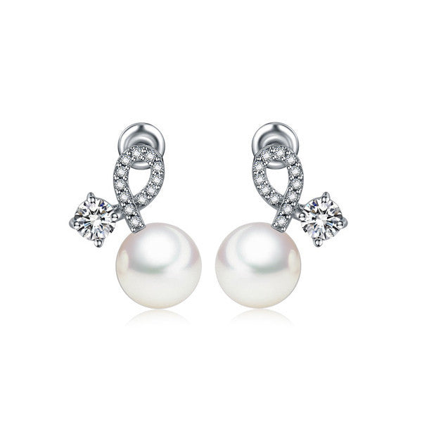 Twist of Fate Pearl Stud Earrings