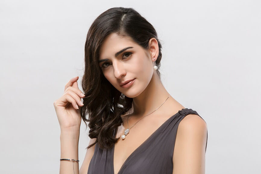 Lucilia Pearl Droplet Earrings