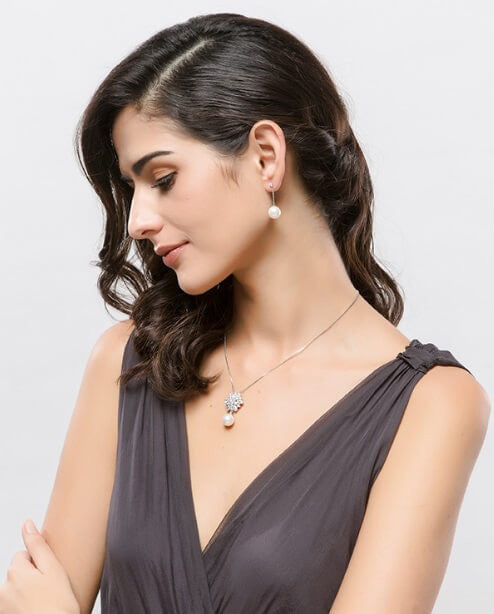 Lucilia Pearl Droplet Earrings