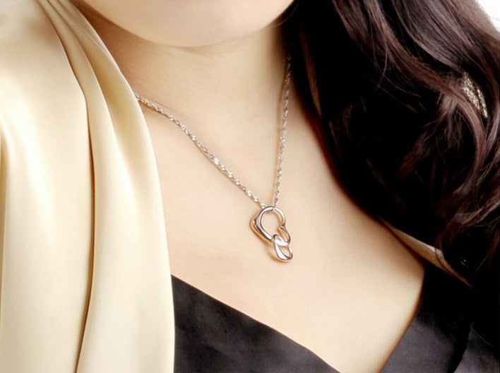 Heart to Heart Necklace - VivereRosse