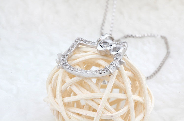 Hello Kitty Necklace - VivereRosse
