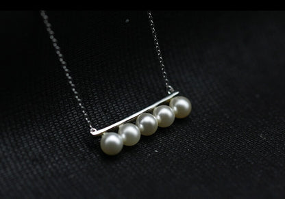 Pearly Bar Necklace