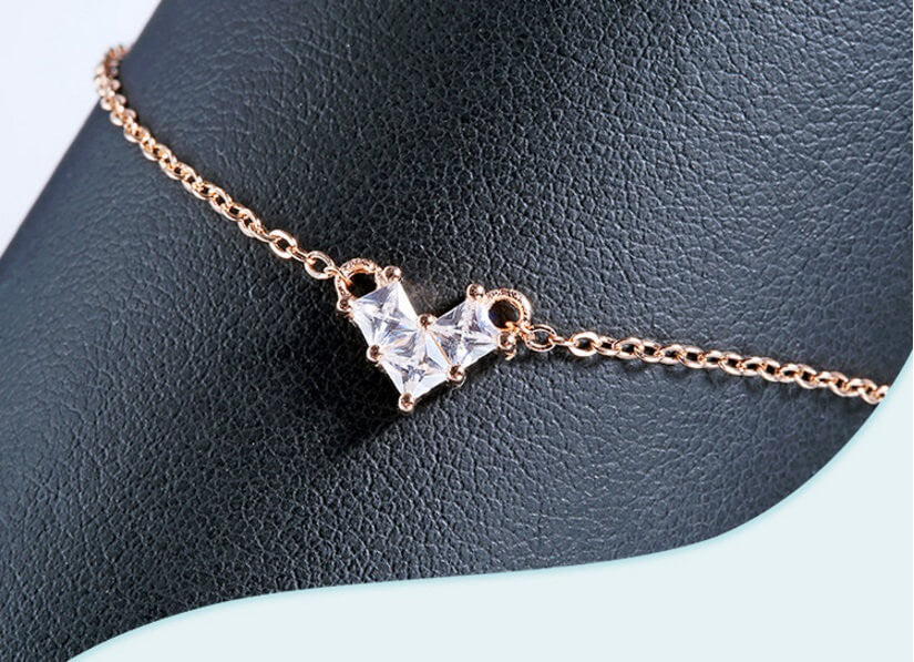 Tiny Heart Necklace