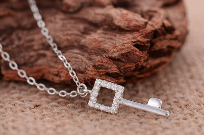 Quadrate Key Necklace - Rose Gold