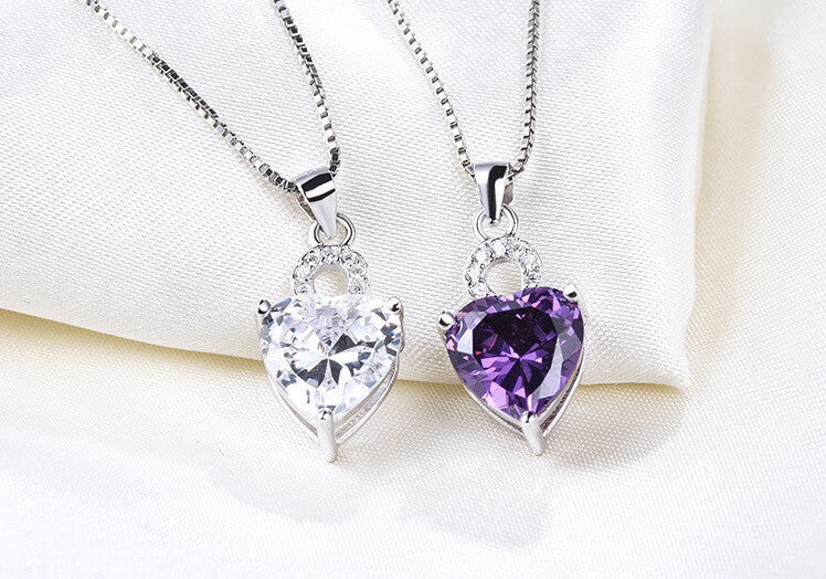 Solitaire Romance Necklace - Purple