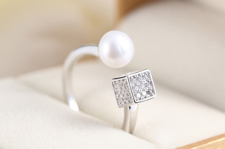 Pearl Cube Ring