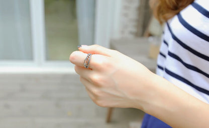 Love Wreath Ring