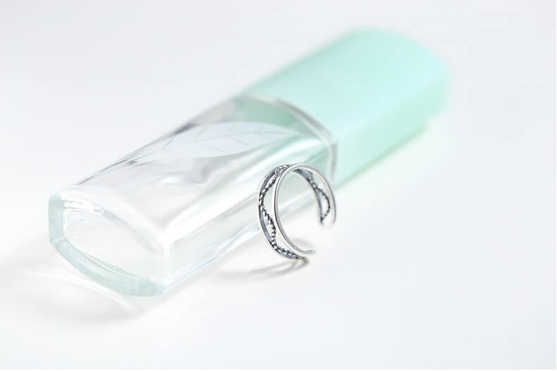 Ritzy Ripple Ring