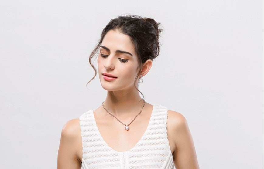 Dangle Heart Necklace